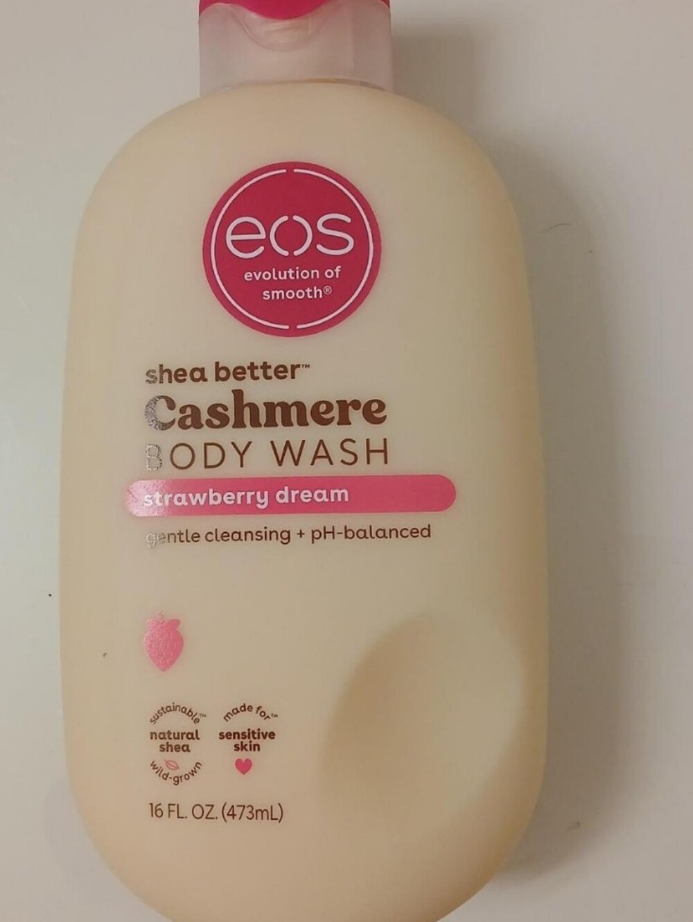 #StrawberryDreamCashmere #SmoothSkin Creamy Gel #BodyWash #eos
